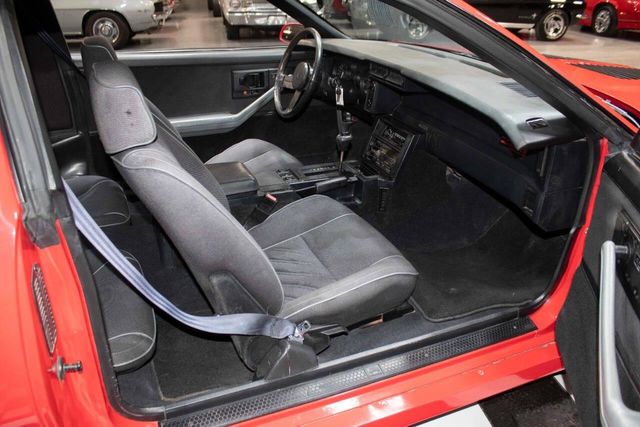 1987 Chevrolet Camaro IROC Z28 -L-98 5.7 LITER - ONLY 2 OWNERS - 22982702 - 26