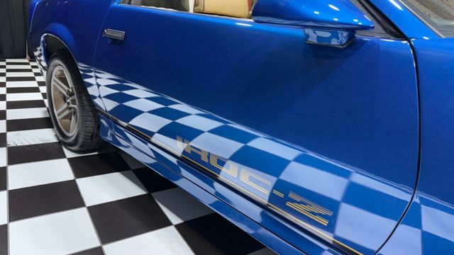 1987 Chevrolet Camaro Z28 2dr Hatchback - 22941966 - 19