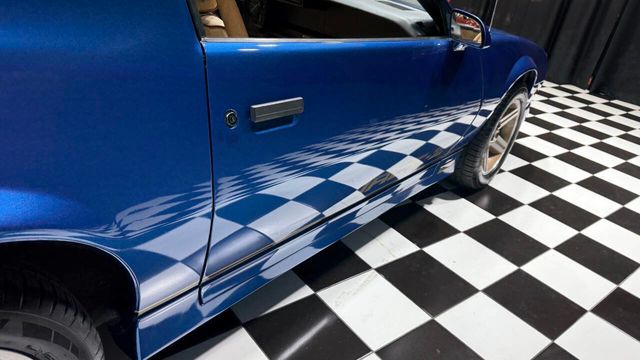 1987 Chevrolet Camaro Z28 2dr Hatchback - 22941966 - 31