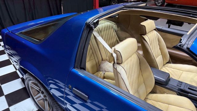 1987 Chevrolet Camaro Z28 2dr Hatchback - 22941966 - 36