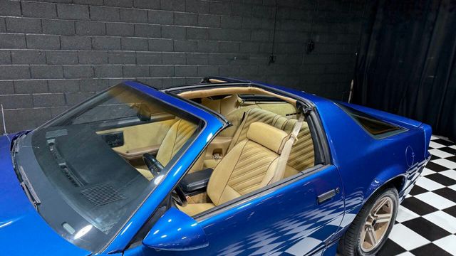 1987 Chevrolet Camaro Z28 2dr Hatchback - 22941966 - 49