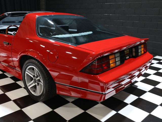 1987 Chevrolet Camaro Z28 2dr Hatchback 1 OWNER - 22974814 - 33