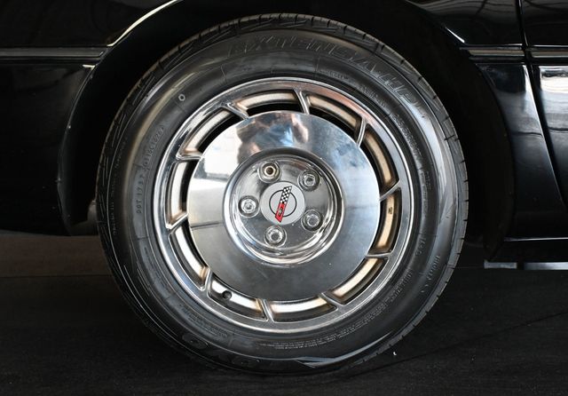 1987 Chevrolet Corvette Coupe Low Miles! - 23082561 - 8