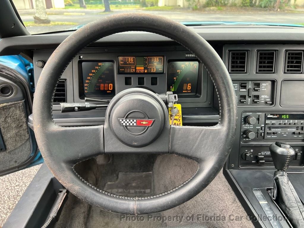 1987 Chevrolet Corvette Coupe Targa Automatic - 22246625 - 56