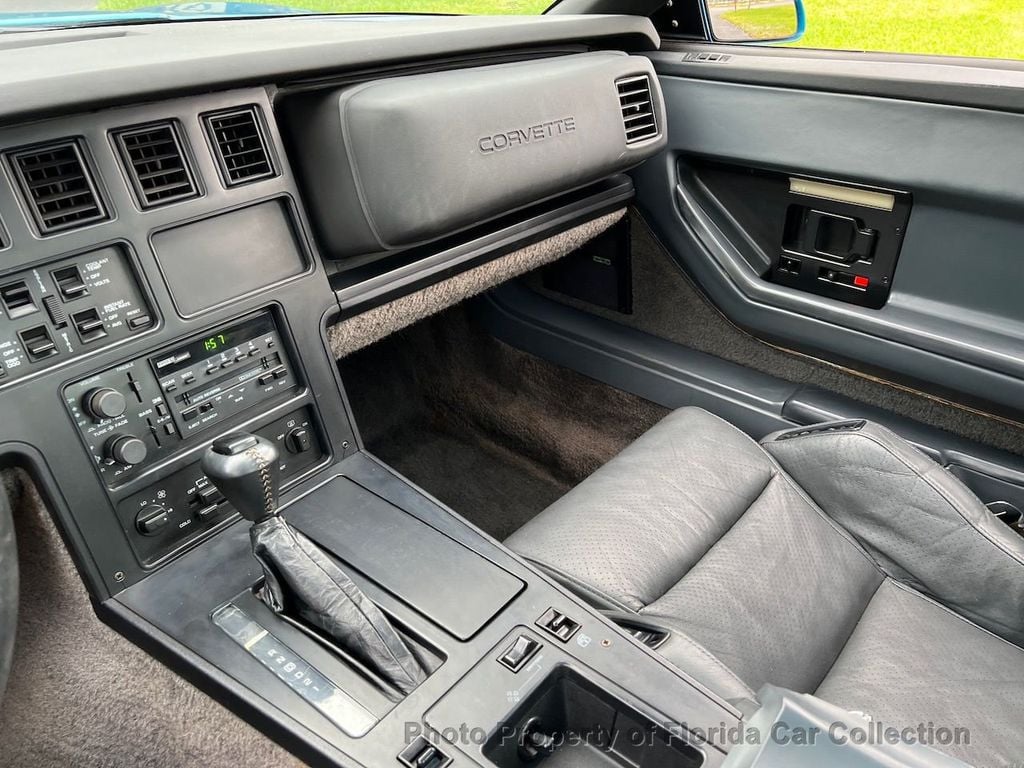 1987 Chevrolet Corvette Coupe Targa Automatic - 22246625 - 67