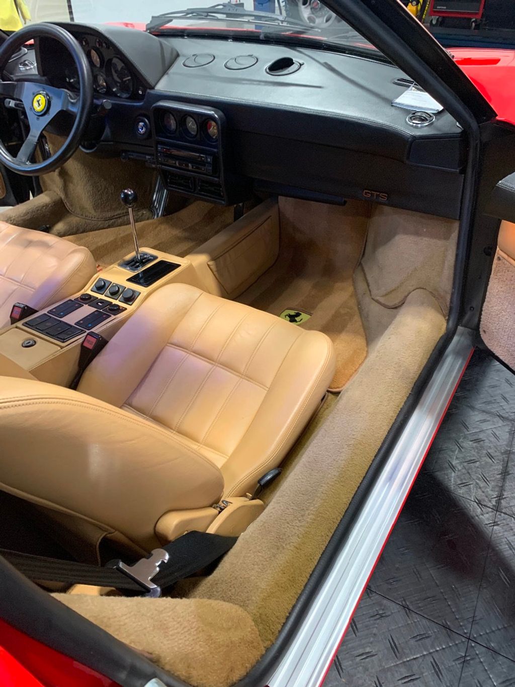 1987 Ferrari 328 1987 Ferrari 328 GTS  Red/Tan - 20459578 - 45