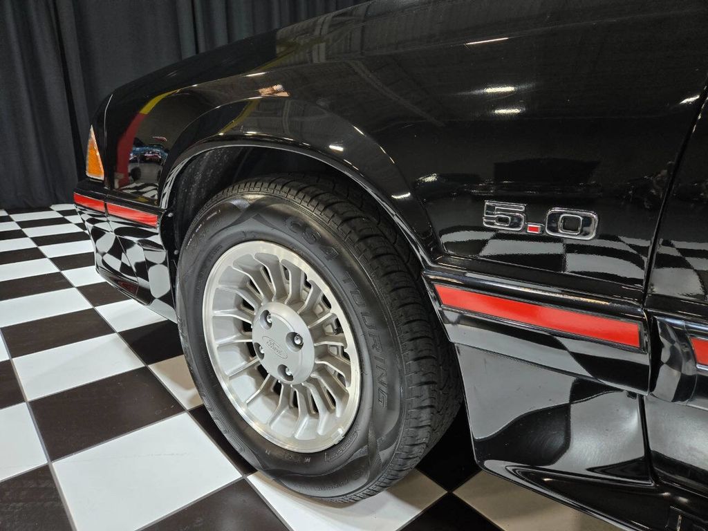 1987 Ford Mustang GT 2dr Convertible - 22907590 - 15