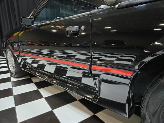 1987 Ford Mustang GT 2dr Convertible - 22907590 - 17