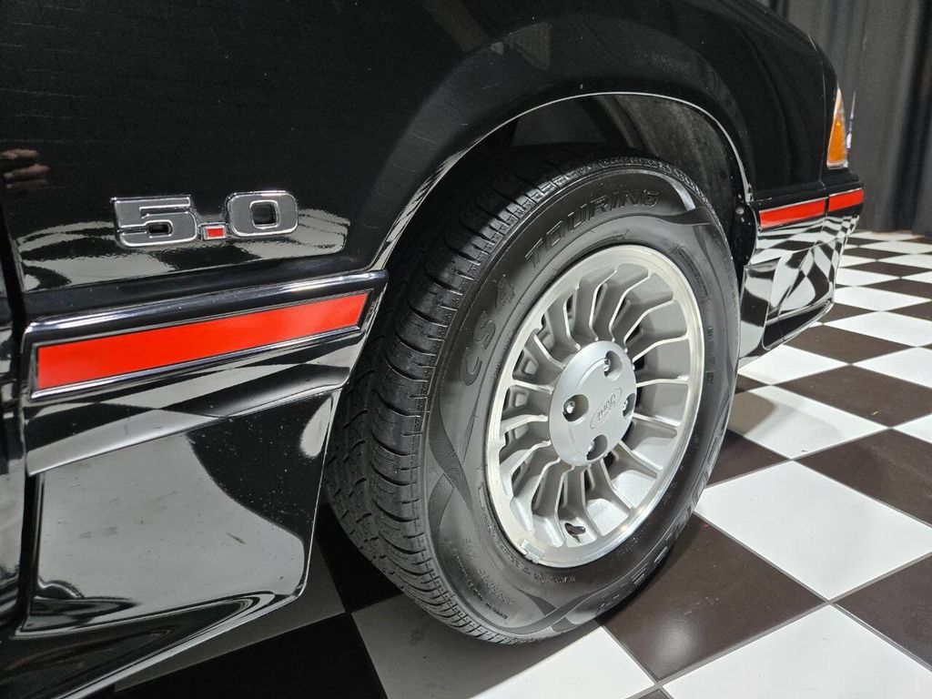 1987 Ford Mustang GT 2dr Convertible - 22907590 - 27