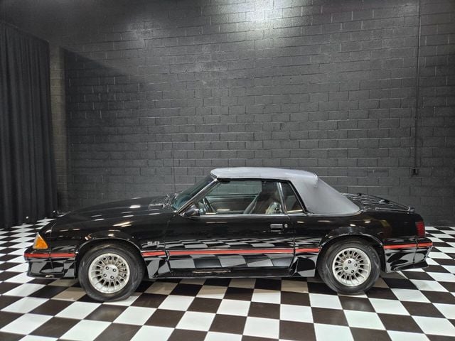 1987 Ford Mustang GT 2dr Convertible - 22907590 - 3