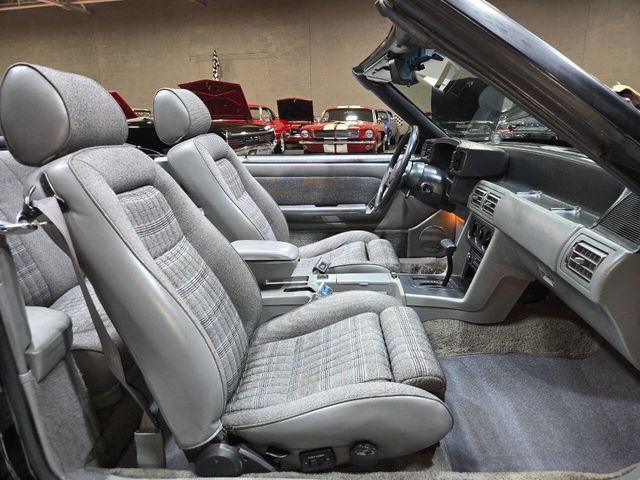 1987 Ford Mustang GT 2dr Convertible - 22907590 - 64
