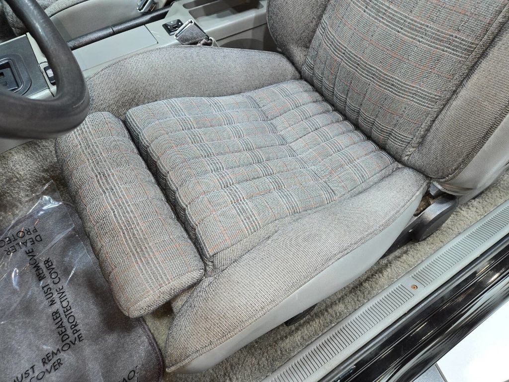 1987 Ford Mustang GT 2dr Convertible - 22907590 - 65