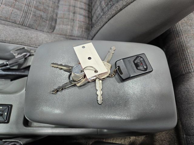 1987 Ford Mustang GT 2dr Convertible - 22907590 - 69