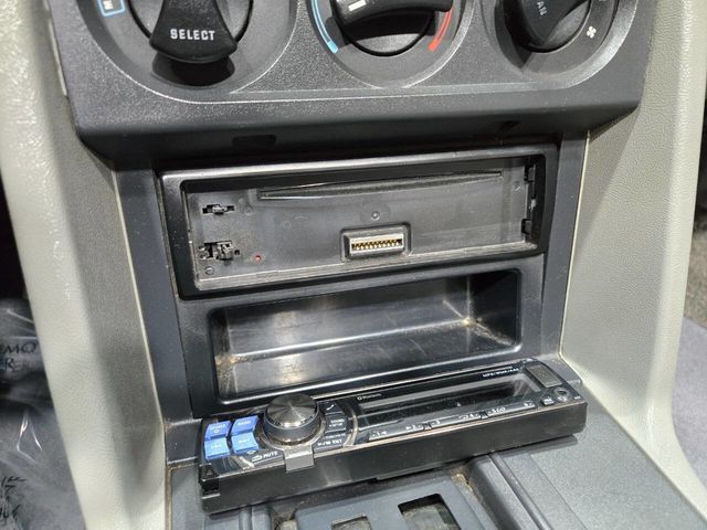 1987 Ford Mustang GT 2dr Convertible - 22907590 - 74