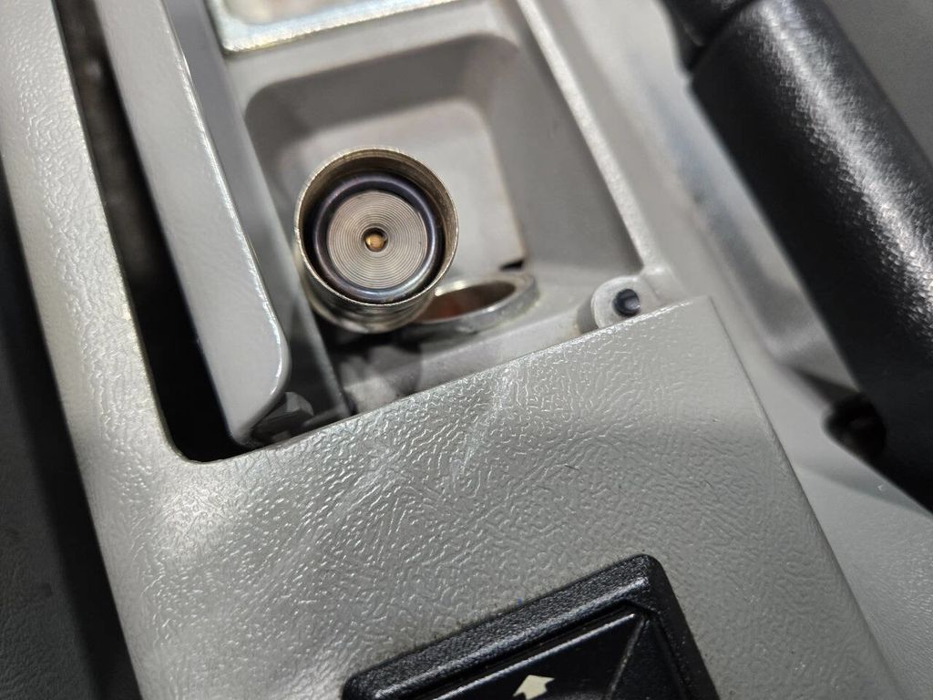 1987 Ford Mustang GT 2dr Convertible - 22907590 - 77