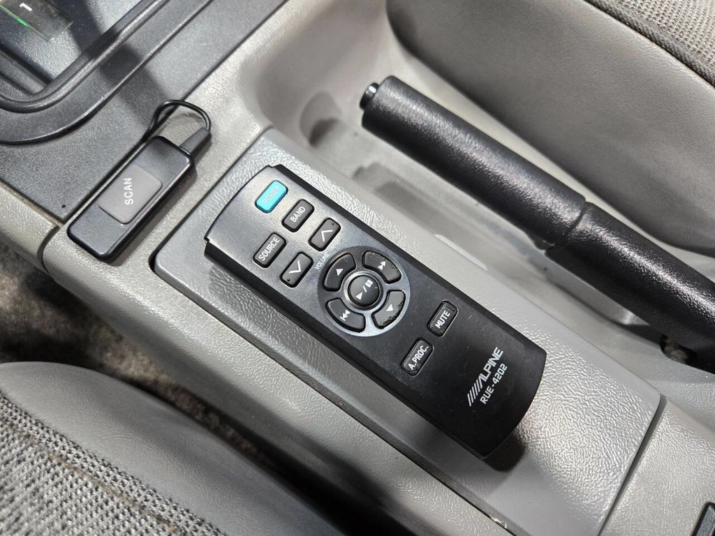 1987 Ford Mustang GT 2dr Convertible - 22907590 - 79