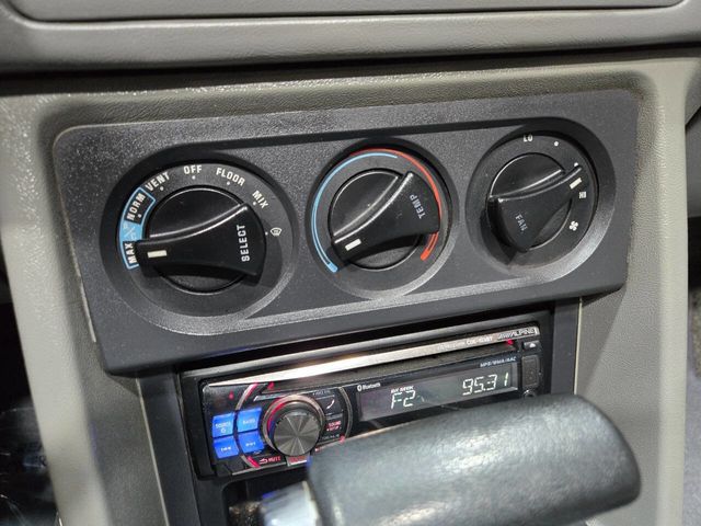 1987 Ford Mustang GT 2dr Convertible - 22907590 - 82