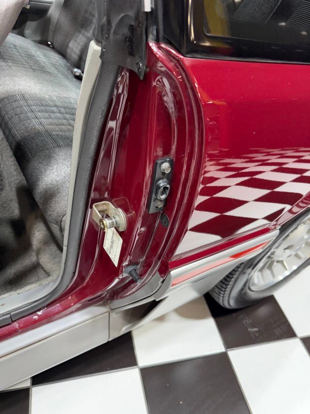 1987 Ford Mustang GT 2dr Hatchback - 22927071 - 30