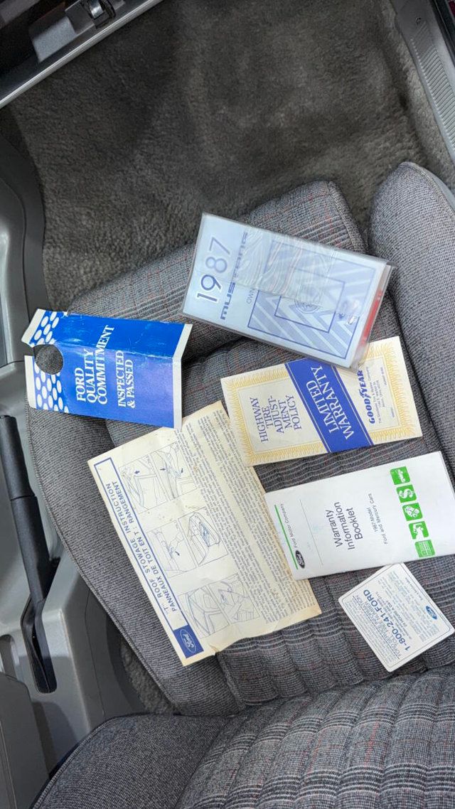 1987 Ford Mustang GT 2dr Hatchback - 22927071 - 97