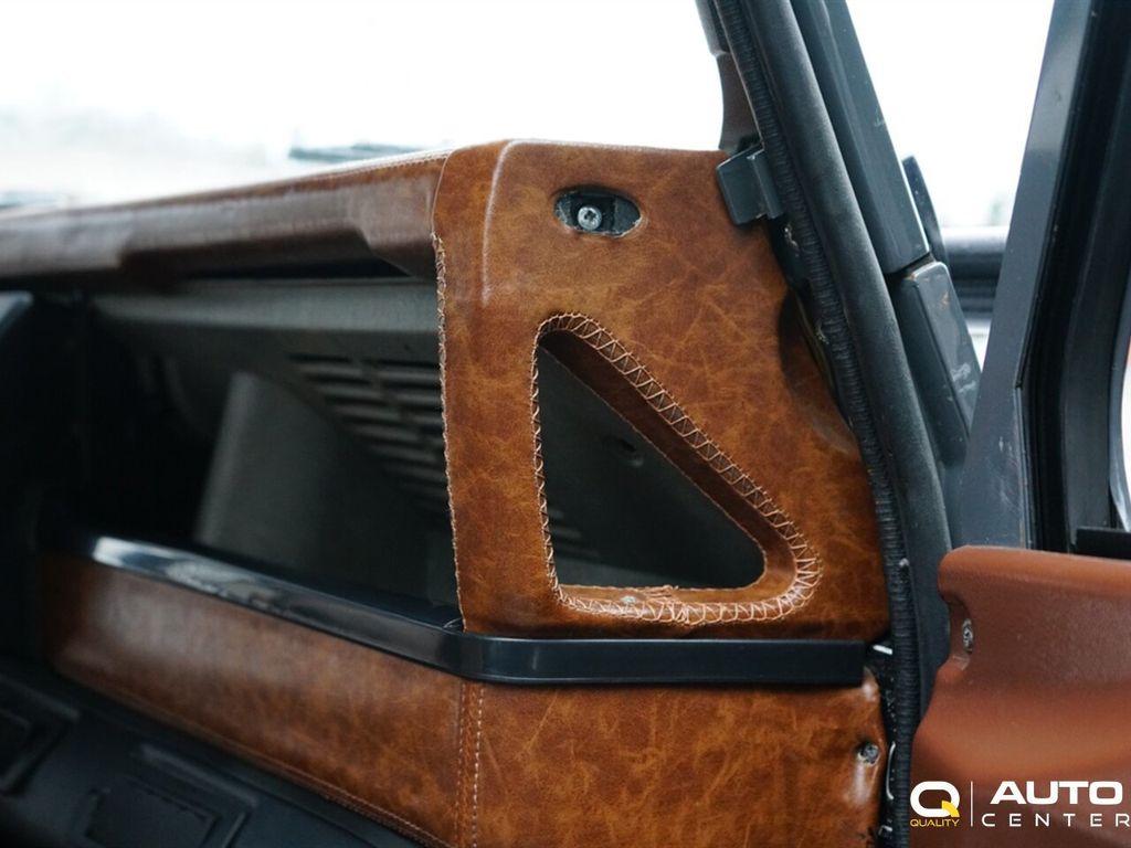 1987 Land Rover Defender  - 22787517 - 30