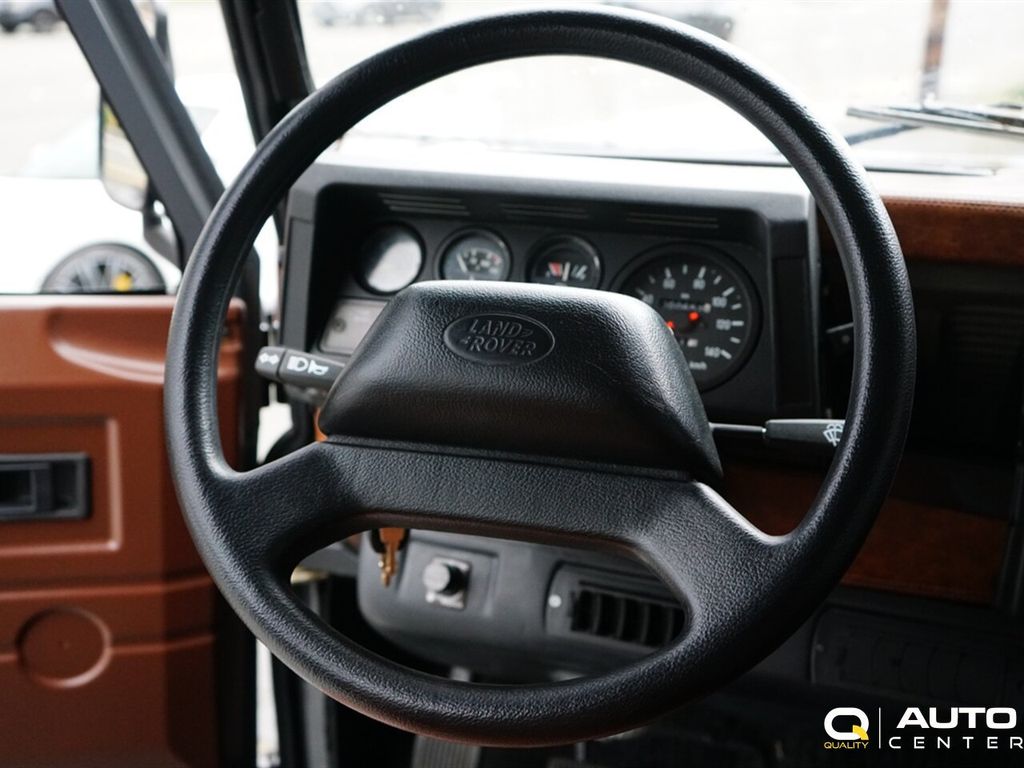 1987 Land Rover Defender  - 22787517 - 33