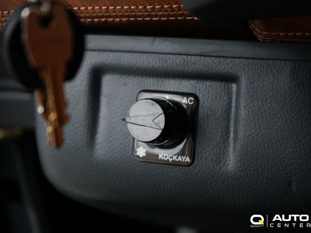 1987 Land Rover Defender  - 22787517 - 38