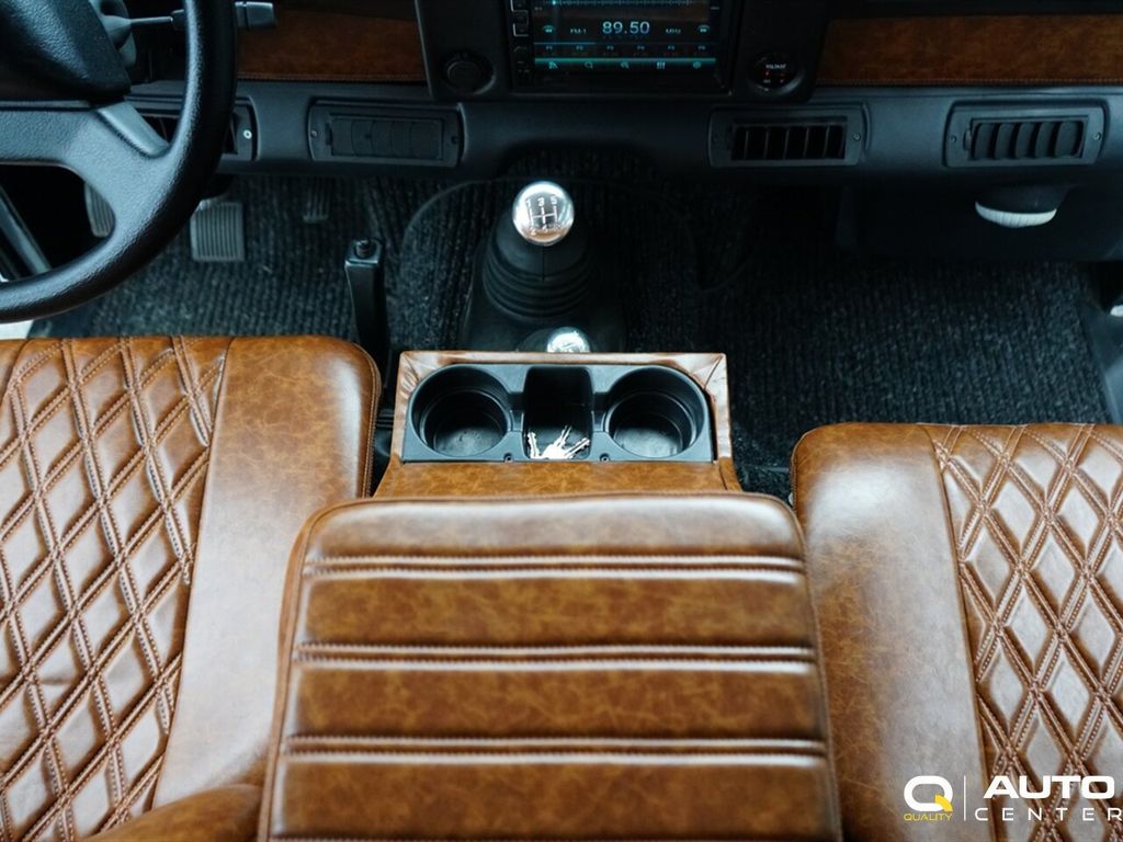 1987 Land Rover Defender  - 22787517 - 39