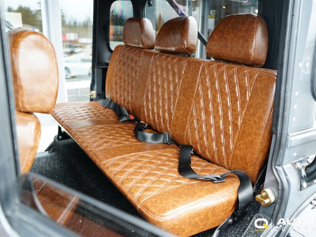 1987 Land Rover Defender  - 22787517 - 42