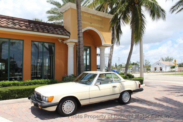 1987 Mercedes-Benz 560 Beautiful Example of a 107 and has Hardtop as well - 18945318 - 12