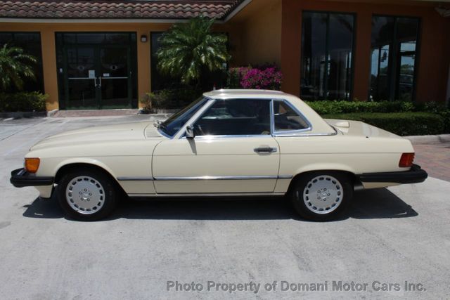1987 Mercedes-Benz 560 Beautiful Example of a 107 and has Hardtop as well - 18945318 - 1