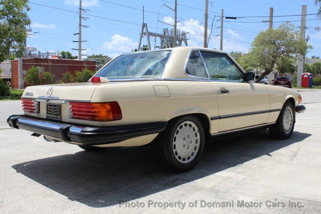 1987 Mercedes-Benz 560 Beautiful Example of a 107 and has Hardtop as well - 18945318 - 20