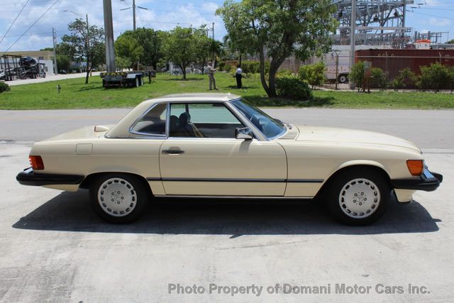 1987 Mercedes-Benz 560 Beautiful Example of a 107 and has Hardtop as well - 18945318 - 28
