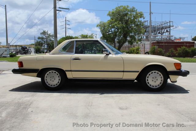 1987 Mercedes-Benz 560 Beautiful Example of a 107 and has Hardtop as well - 18945318 - 29