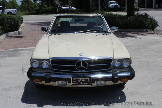 1987 Mercedes-Benz 560 Beautiful Example of a 107 and has Hardtop as well - 18945318 - 30