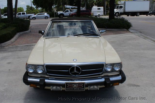 1987 Mercedes-Benz 560 Beautiful Example of a 107 and has Hardtop as well - 18945318 - 33