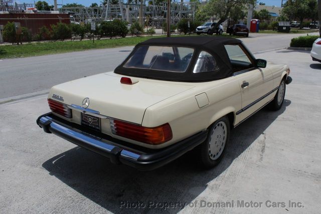 1987 Mercedes-Benz 560 Beautiful Example of a 107 and has Hardtop as well - 18945318 - 44