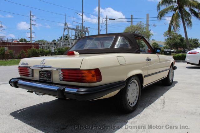 1987 Mercedes-Benz 560 Beautiful Example of a 107 and has Hardtop as well - 18945318 - 47