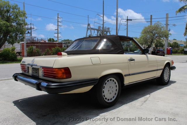 1987 Mercedes-Benz 560 Beautiful Example of a 107 and has Hardtop as well - 18945318 - 49