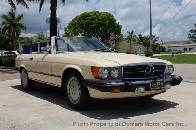 1987 Mercedes-Benz 560 Beautiful Example of a 107 and has Hardtop as well - 18945318 - 57