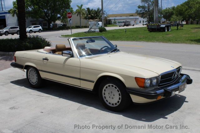 1987 Mercedes-Benz 560 Beautiful Example of a 107 and has Hardtop as well - 18945318 - 58