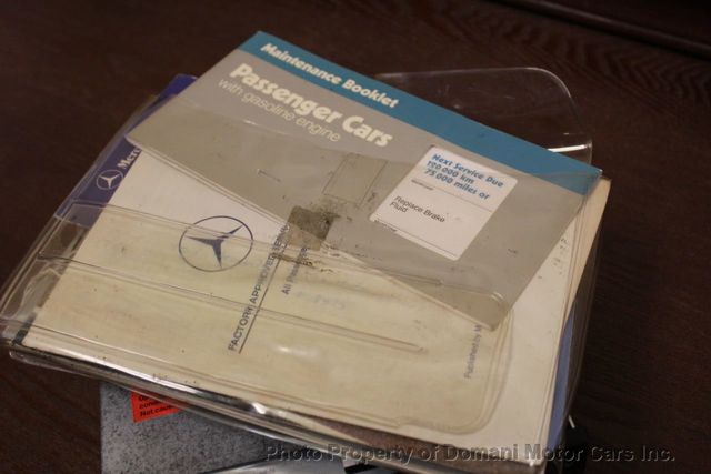 1987 Mercedes-Benz 560 Beautiful Example of a 107 and has Hardtop as well - 18945318 - 5