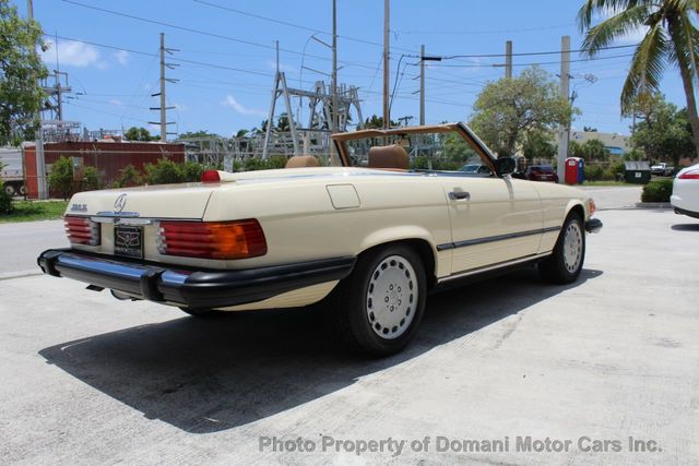 1987 Mercedes-Benz 560 Beautiful Example of a 107 and has Hardtop as well - 18945318 - 63