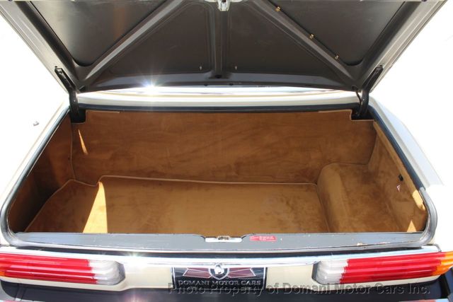 1987 Mercedes-Benz 560 Beautiful Example of a 107 and has Hardtop as well - 18945318 - 89