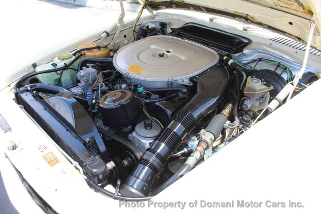 1987 Mercedes-Benz 560 Beautiful Example of a 107 and has Hardtop as well - 18945318 - 94