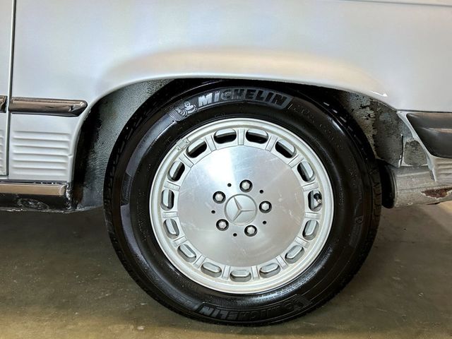 1987 Mercedes-Benz 560 SL - 23038721 - 32