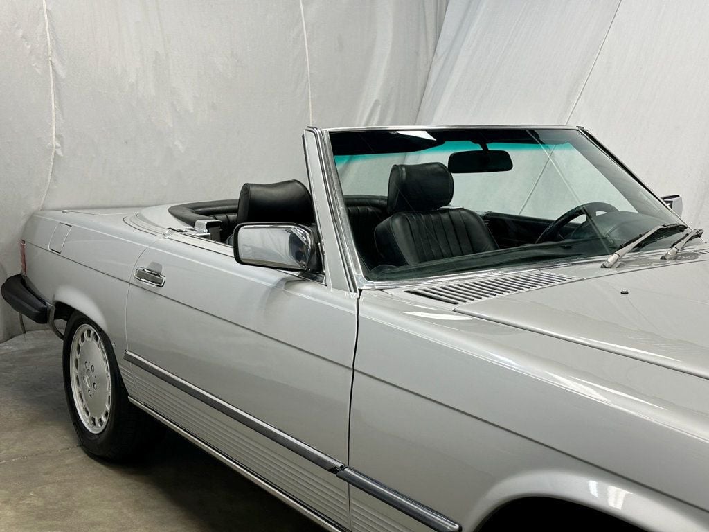1987 Mercedes-Benz 560 SL - 23038721 - 3