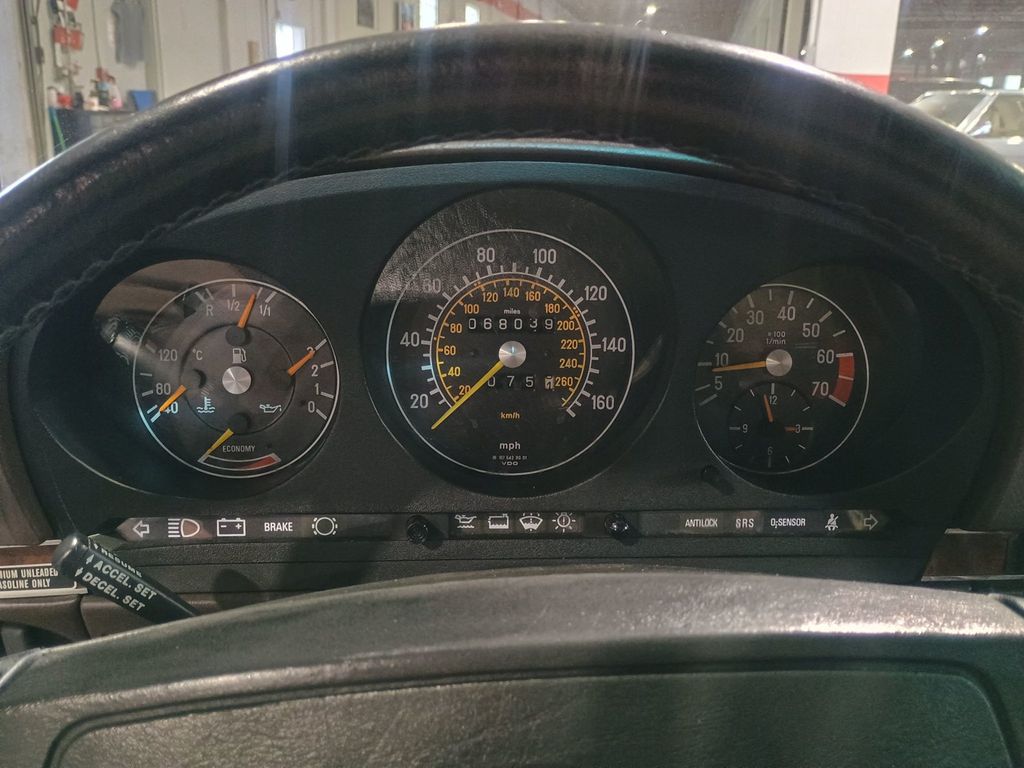 1987 Mercedes-Benz 560 SL 1 Owner Clean Carfax - 22969904 - 29