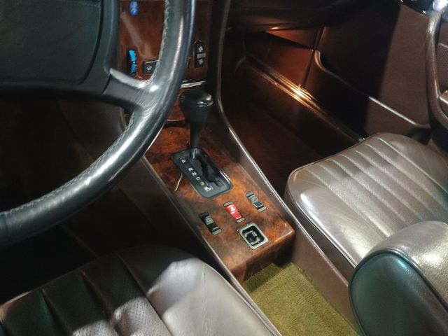 1987 Mercedes-Benz 560 SL 1 Owner Clean Carfax - 22969904 - 35