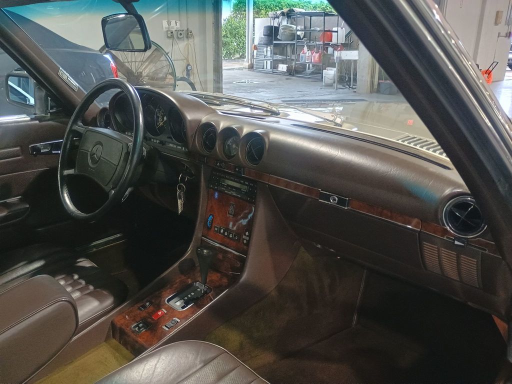 1987 Mercedes-Benz 560 SL 1 Owner Clean Carfax - 22969904 - 41