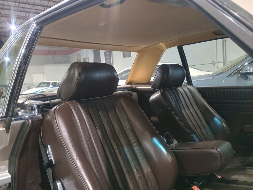 1987 Mercedes-Benz 560 SL 1 Owner Clean Carfax - 22969904 - 44